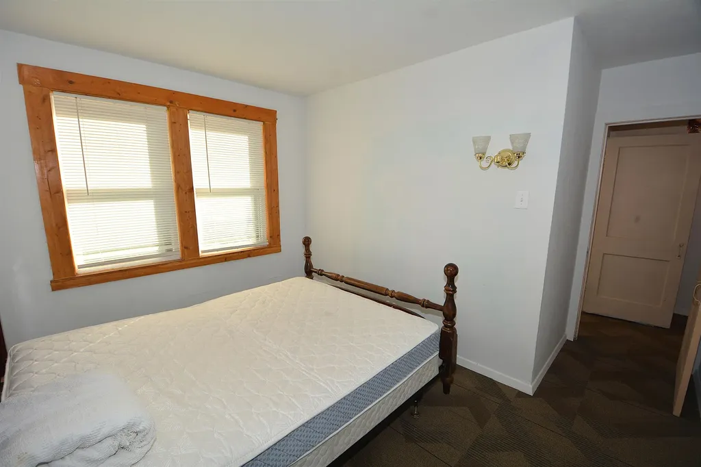 1444 S Pershing Avenue Wichita KS 67218