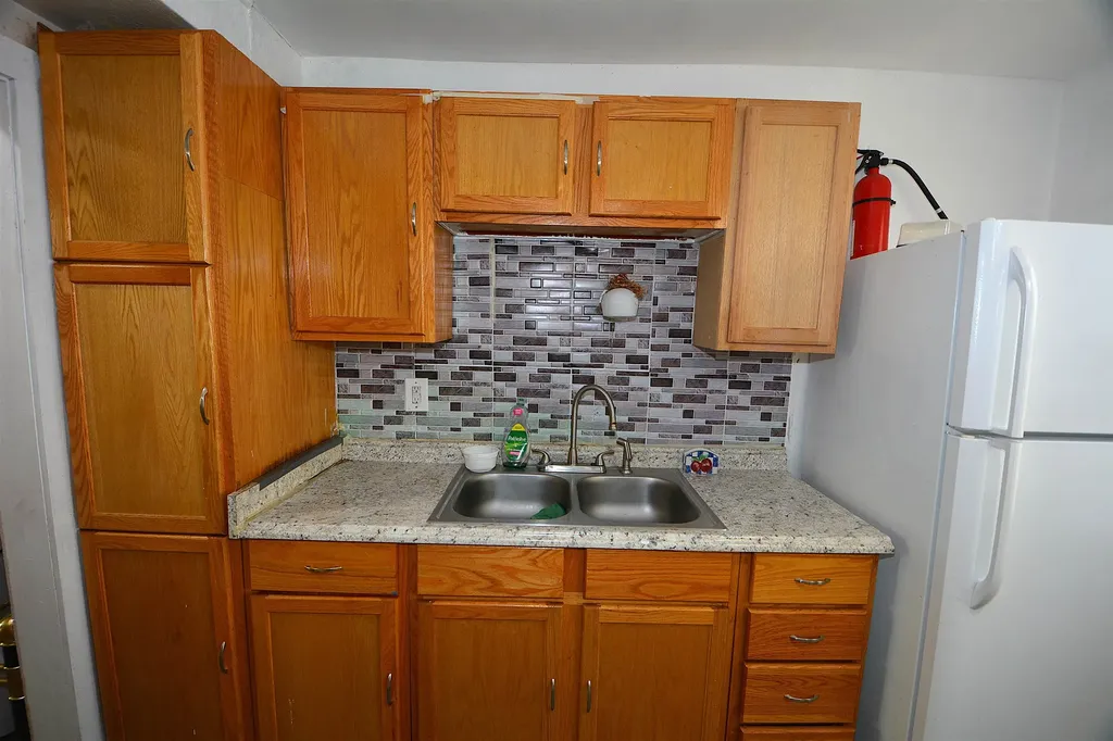 1444 S Pershing Avenue Wichita KS 67218