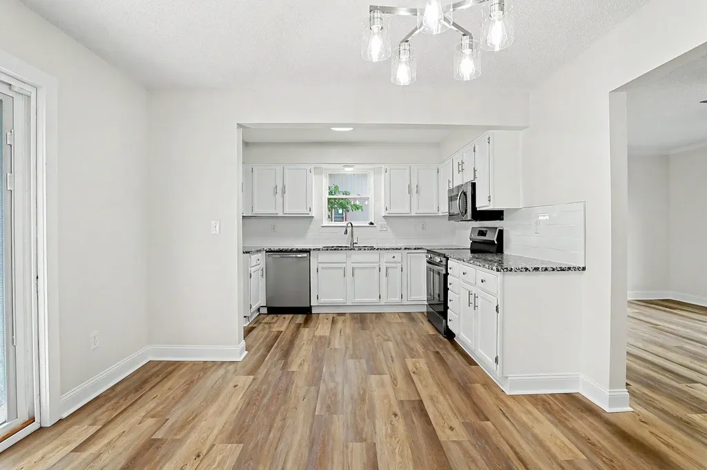 440 N Linden Haysville KS 67060