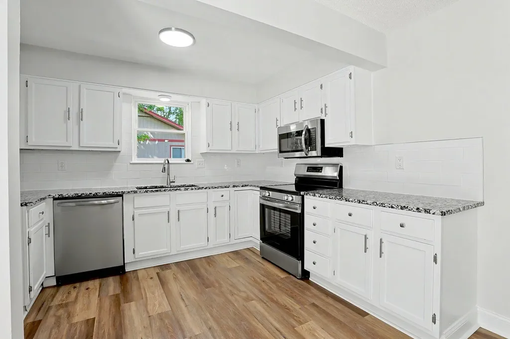 440 N Linden Haysville KS 67060