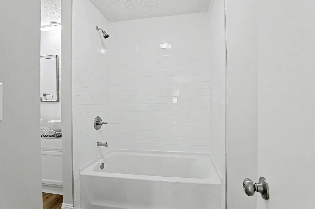 440 N Linden Haysville KS 67060