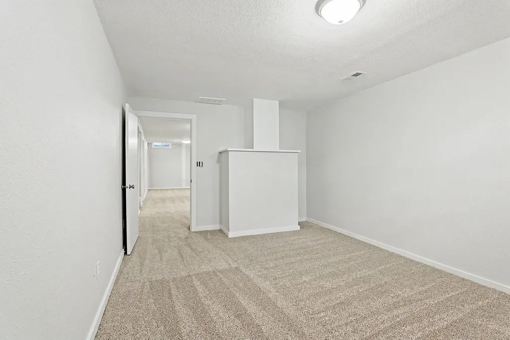 440 N Linden Haysville KS 67060