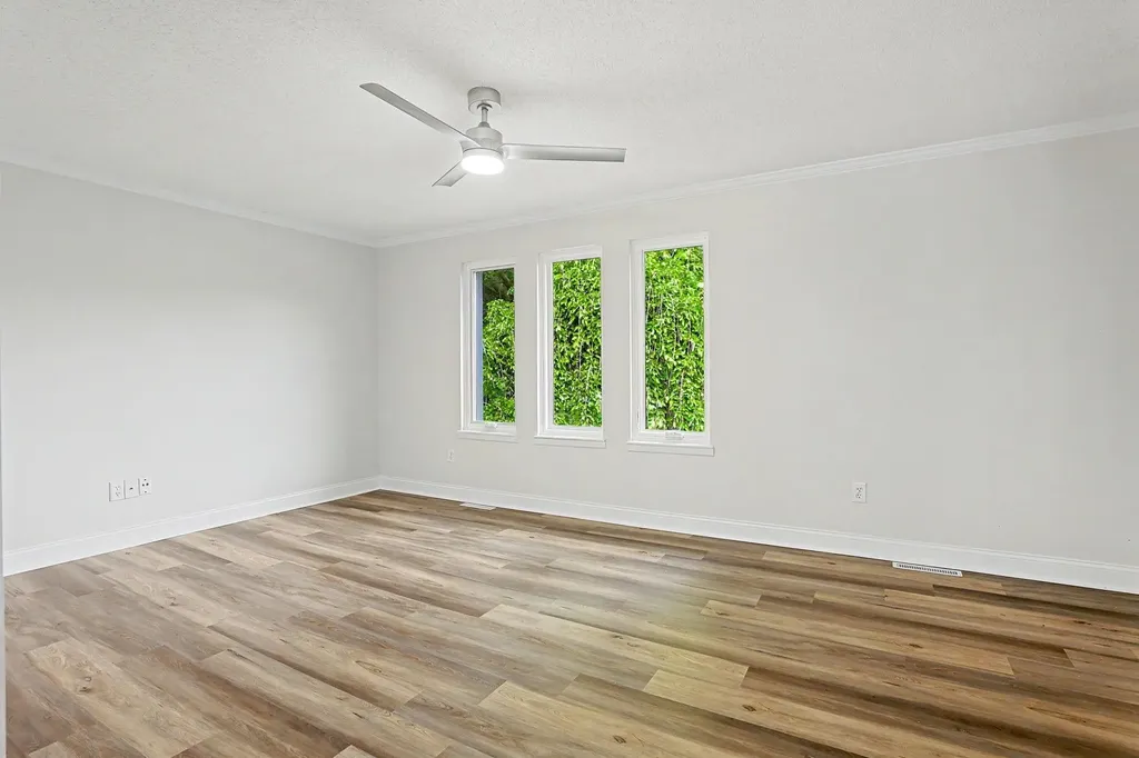 440 N Linden Haysville KS 67060