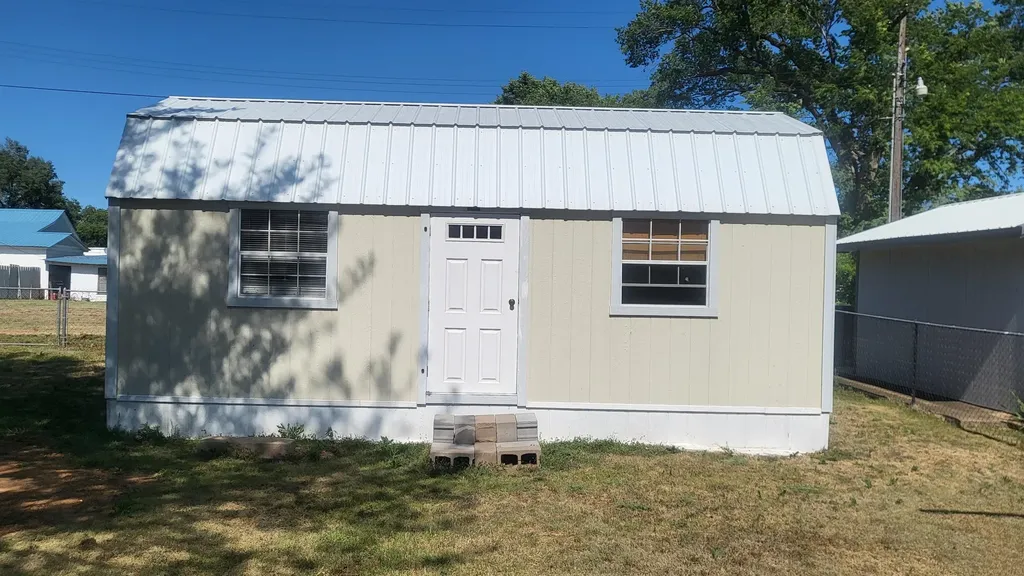 516 N Botkin Attica KS 67003