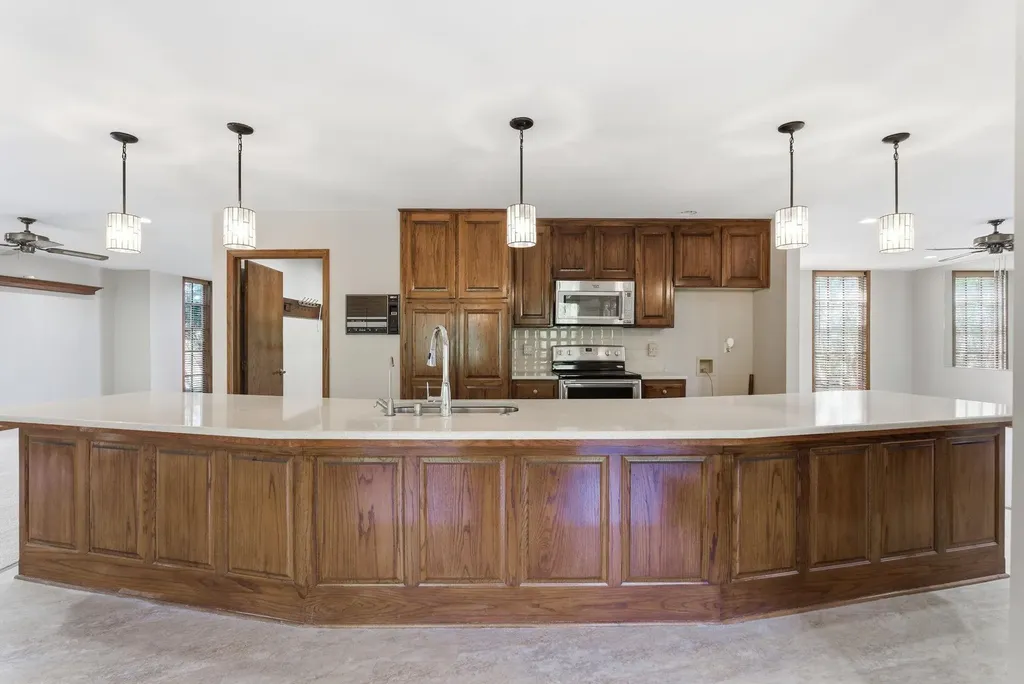 5114 S 247th West Goddard KS 67052