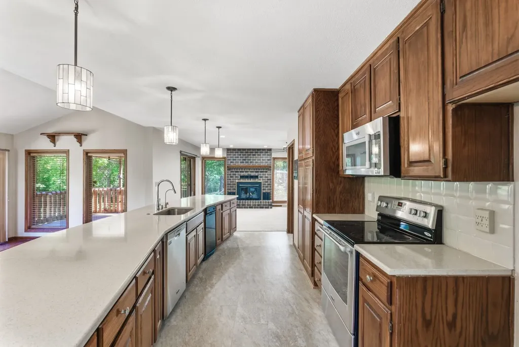 5114 S 247th West Goddard KS 67052