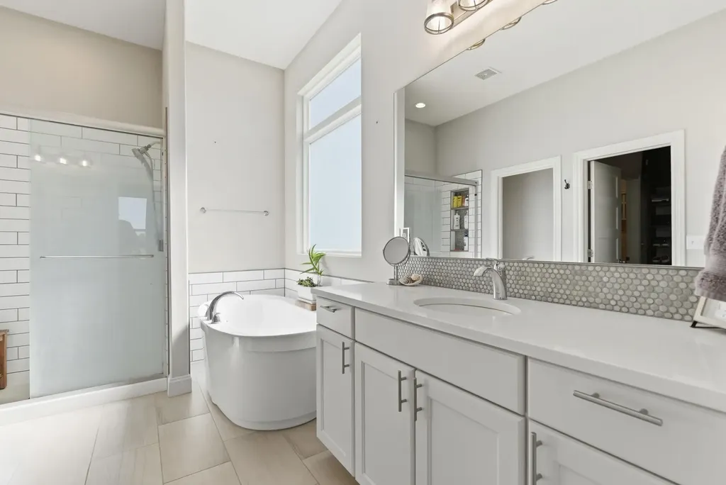 1105 Park Glen Street Clearwater KS 67026