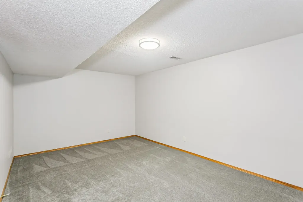 10414 W Haskell Street Wichita KS 67209