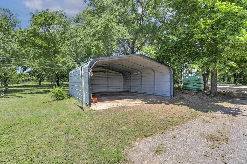 33017 77th Road Arkansas City KS 67005