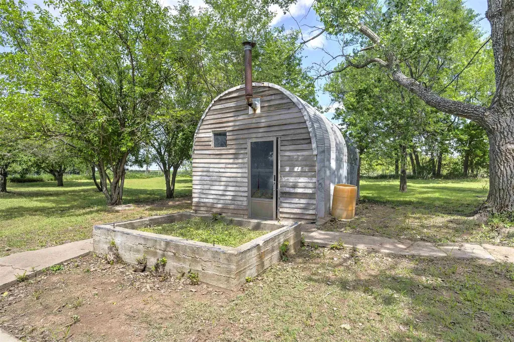33017 77th Road Arkansas City KS 67005