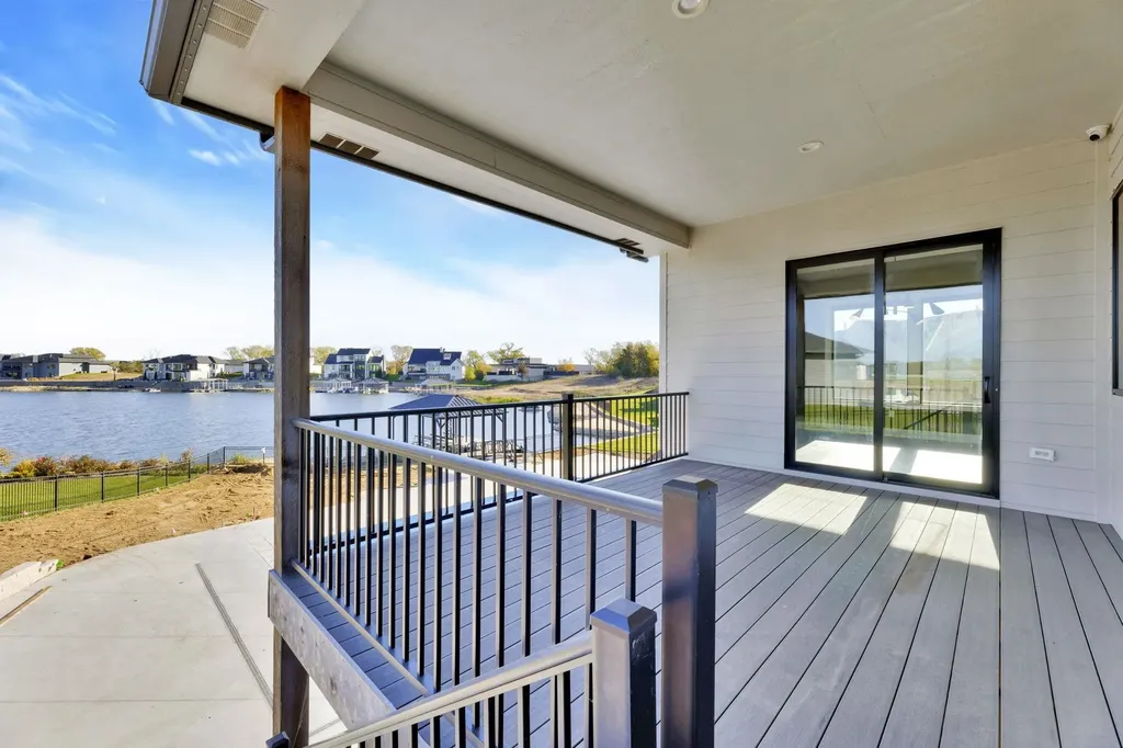 2214 N Emmalyn Circle Wichita KS 67205