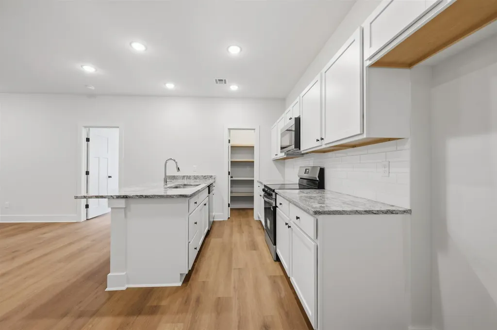 119-121 N Mendocino Court Goddard KS 67052