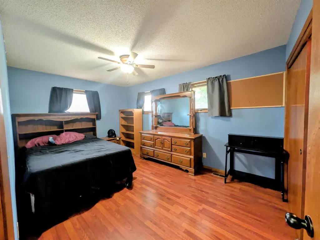 214 N Sedgwick Burrton KS 67020