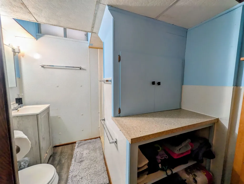 214 N Sedgwick Burrton KS 67020