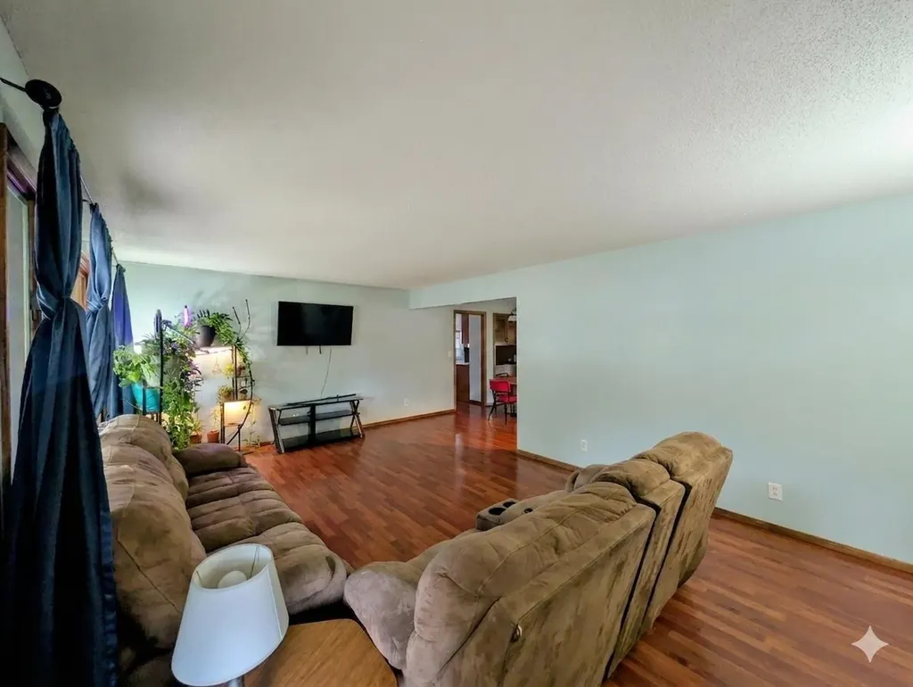 214 N Sedgwick Burrton KS 67020