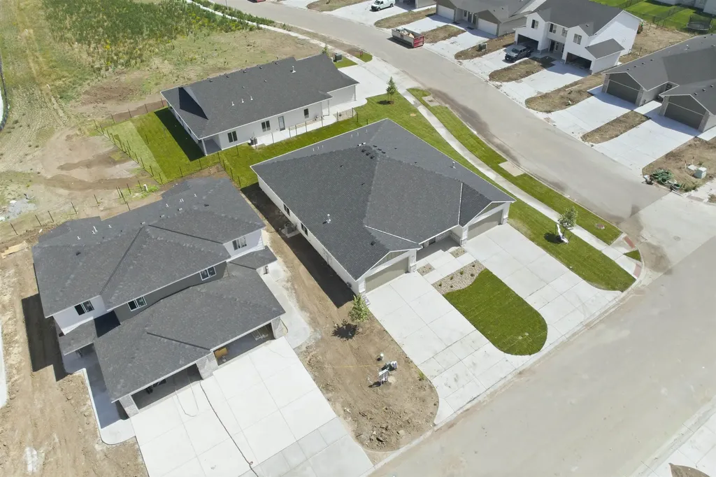 169 N Mendocino Goddard KS 67052
