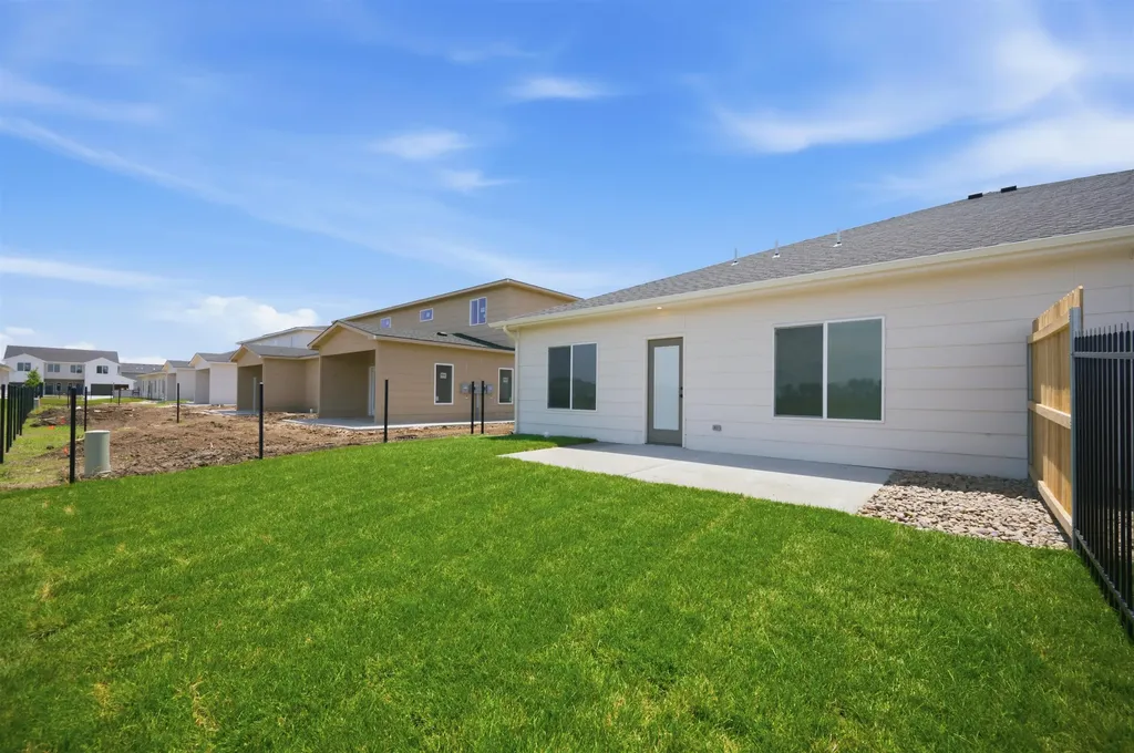 169 N Mendocino Goddard KS 67052