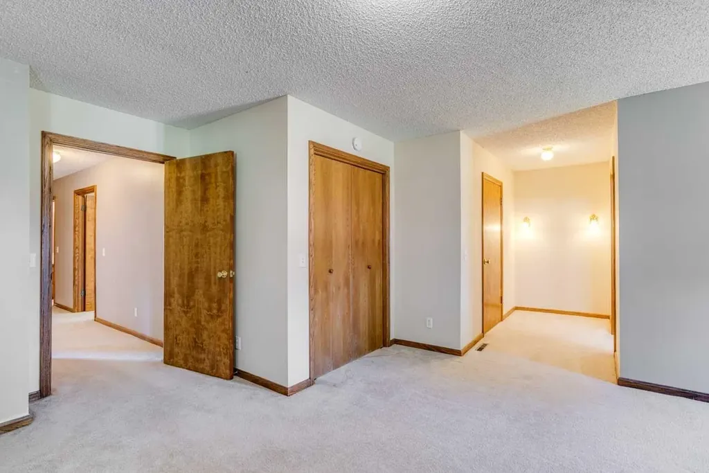 12400 E Lynne Wichita KS 67207