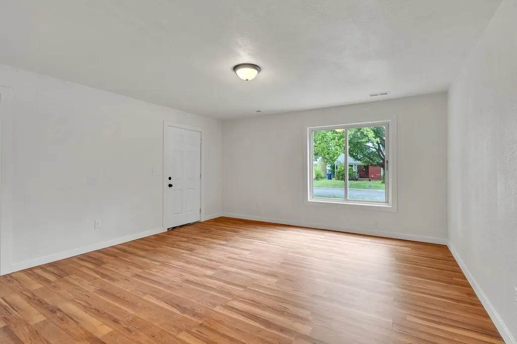 2612 N Green Wichita KS 67219