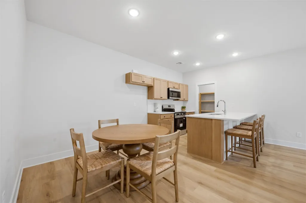 191-193 N Mendocino Goddard KS 67052