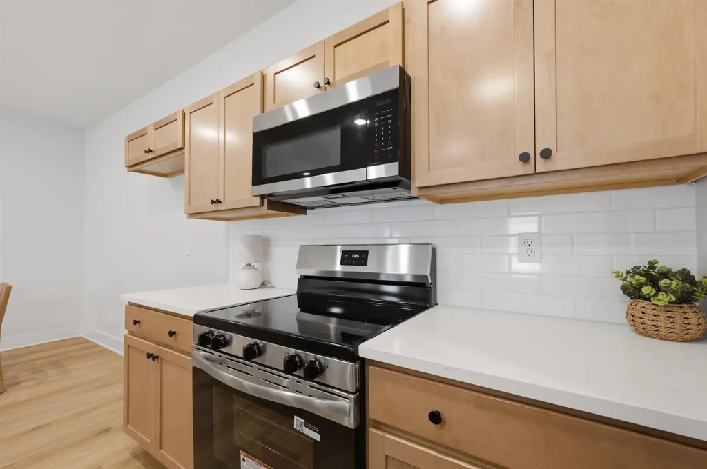 191-193 N Mendocino Goddard KS 67052