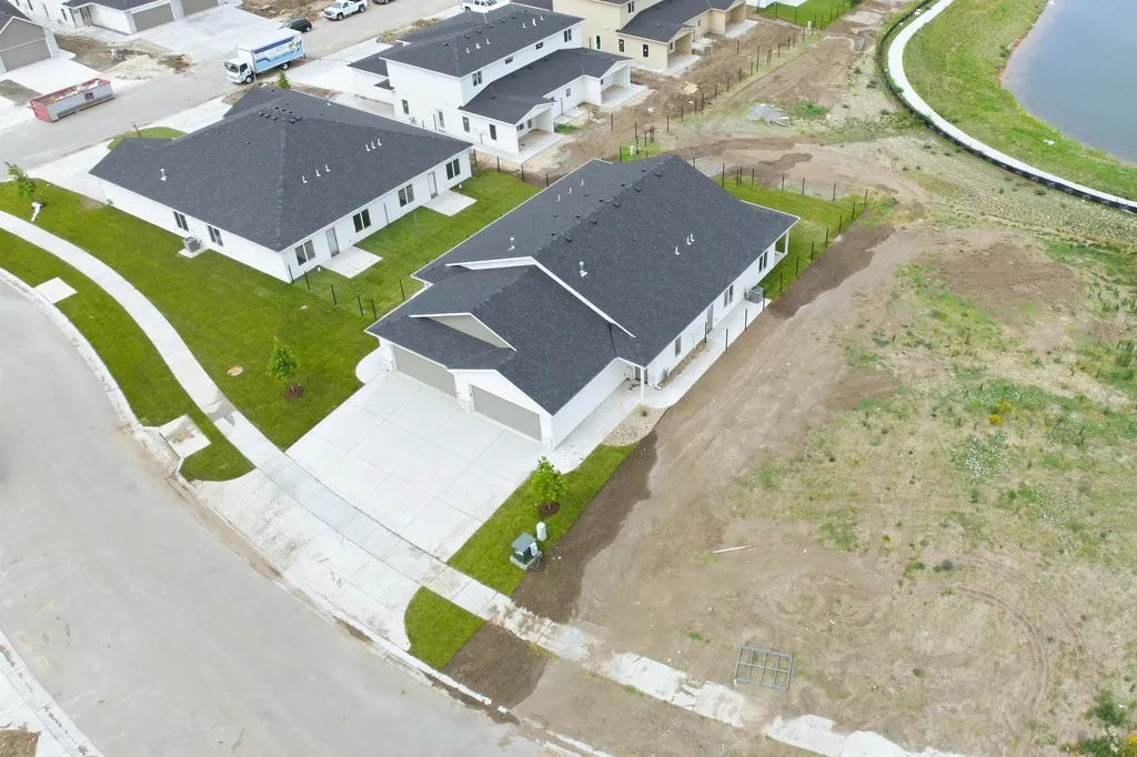 191-193 N Mendocino Goddard KS 67052
