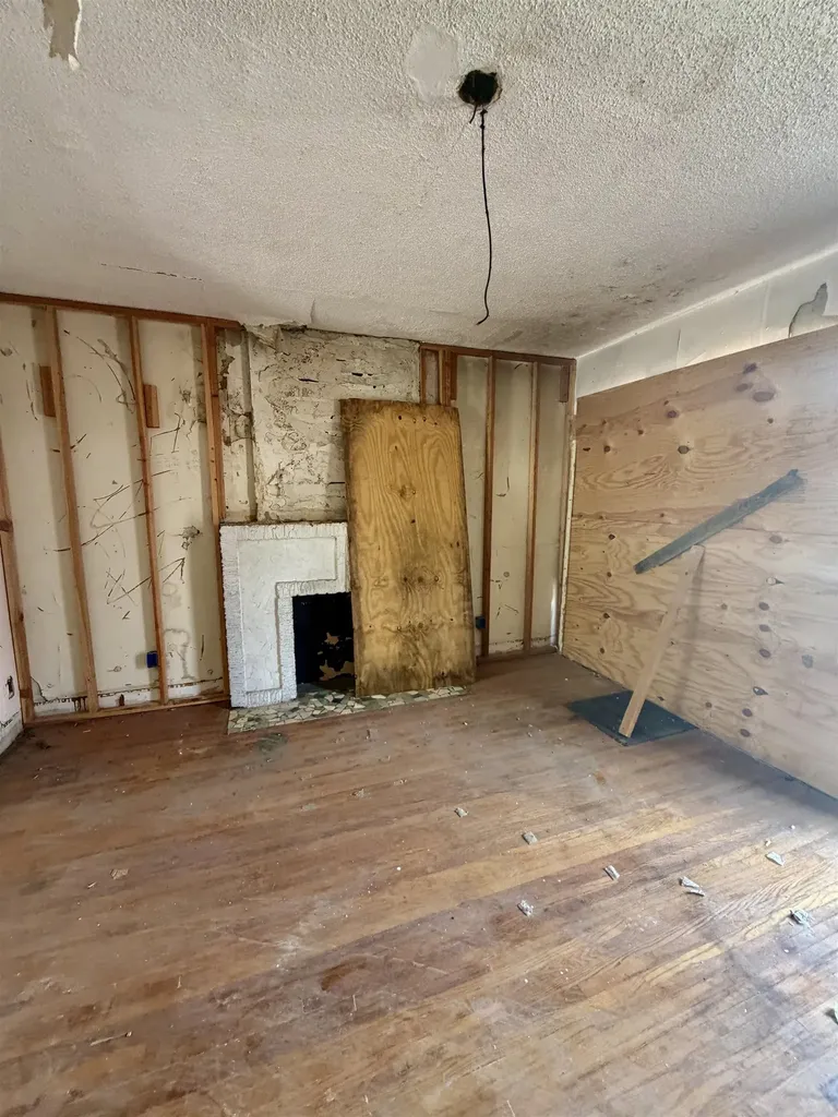 436 N Minnesota Wichita KS 67214