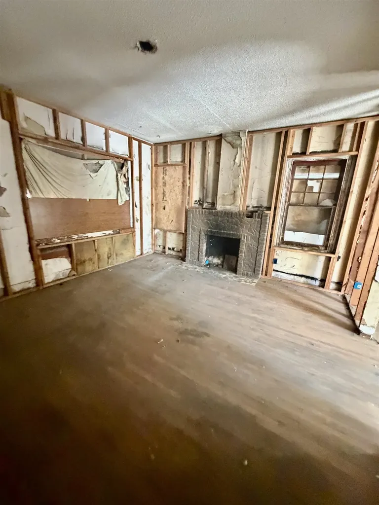 436 N Minnesota Wichita KS 67214