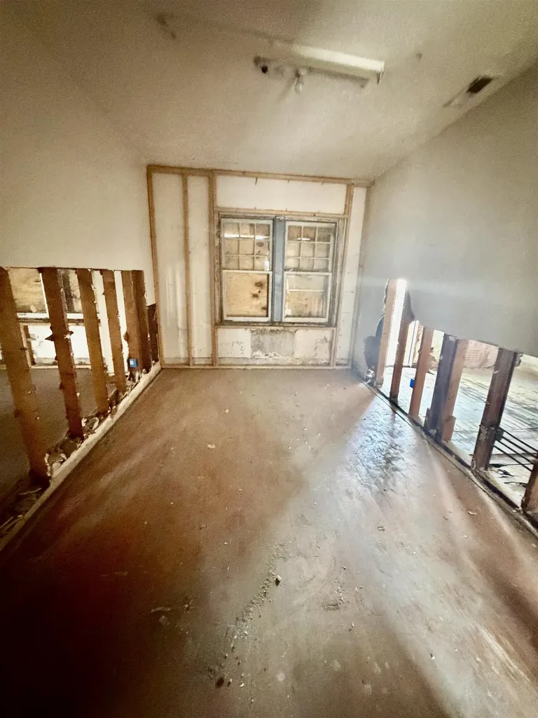 442 N Minnesota Wichita KS 67214