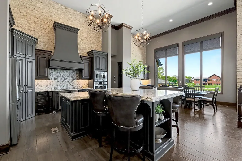 3035 N Den Hollow Court Wichita KS 67205