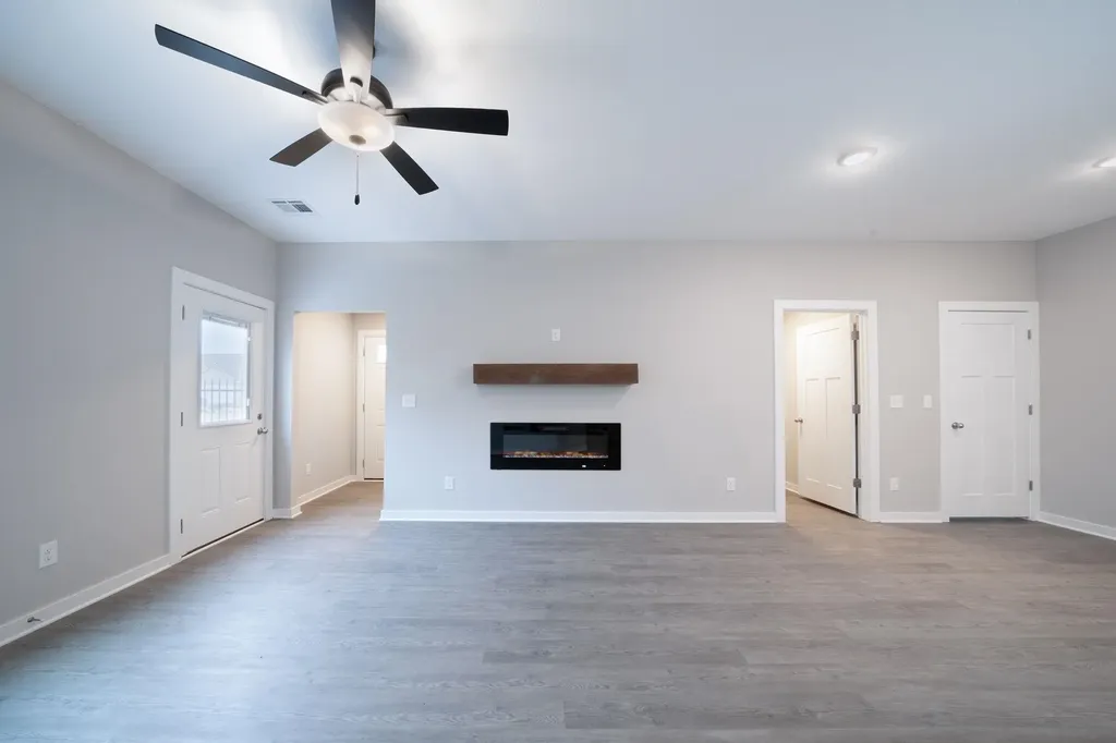 16802 W Lawson Goddard KS 67052