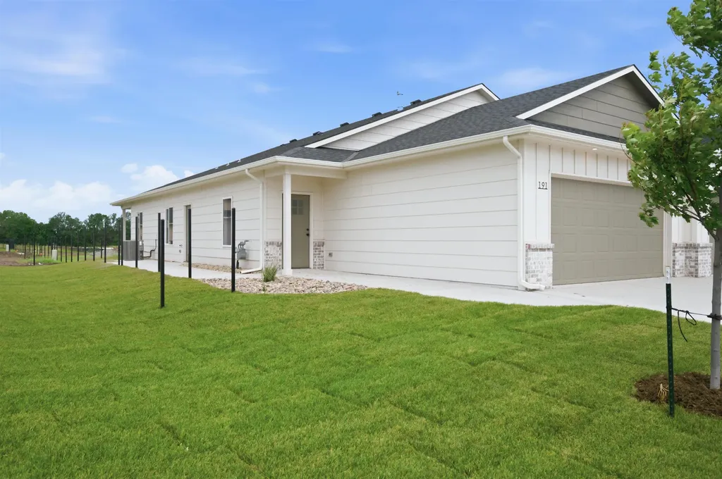 193 N Mendocino Court Goddard KS 67052