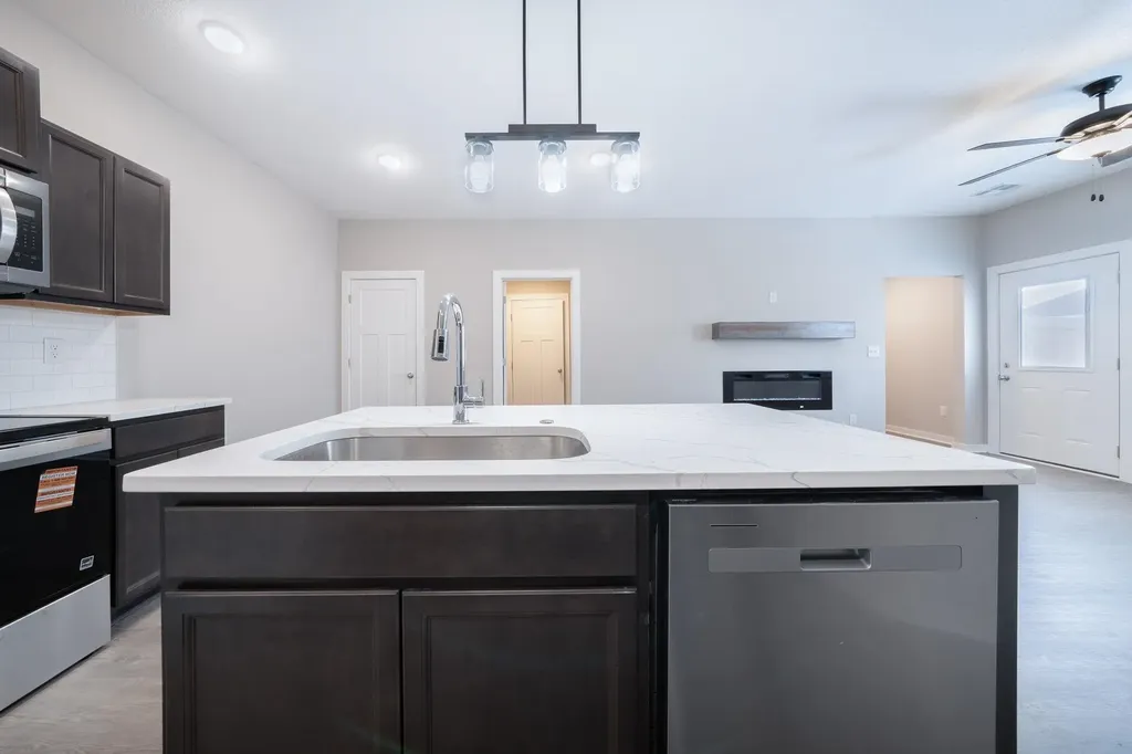 16828 W Lawson Goddard KS 67052