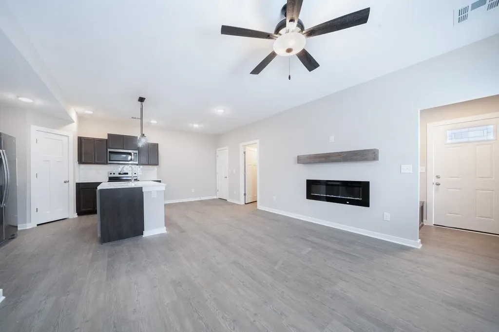16828 W Lawson Goddard KS 67052