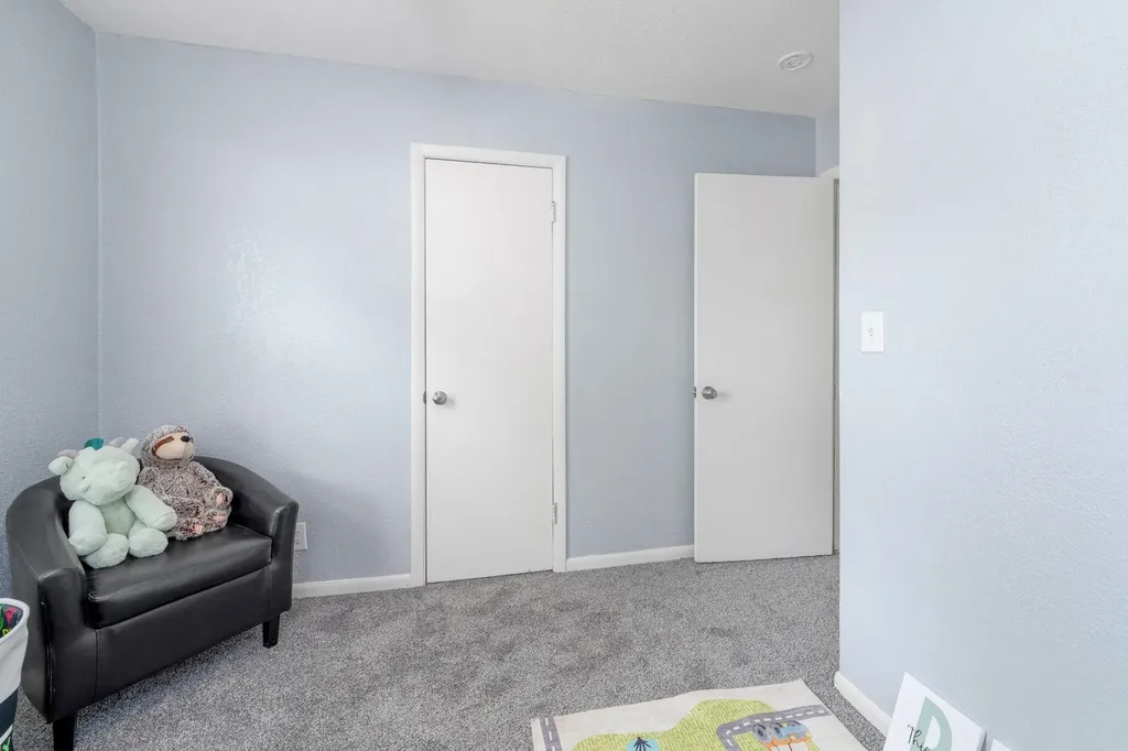 425 W 4th Haysville KS 67060