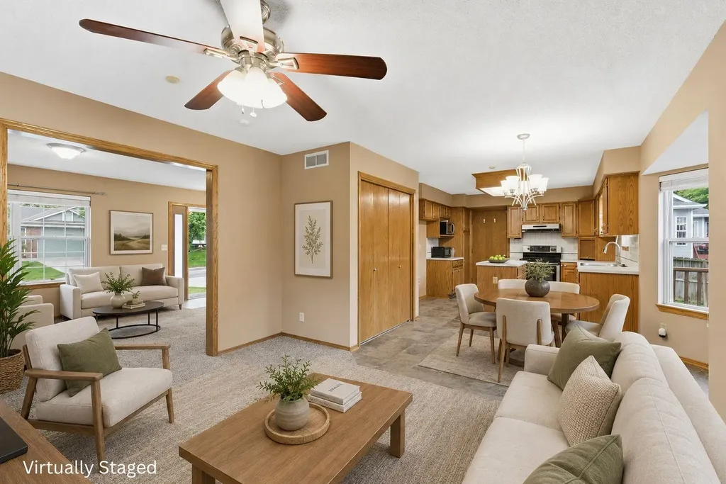 2720 N Beacon Hill Wichita KS 67220