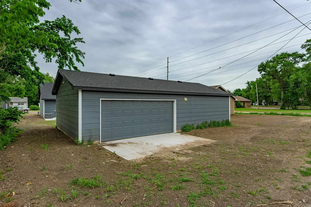 703 N Washington Street El Dorado KS 67042