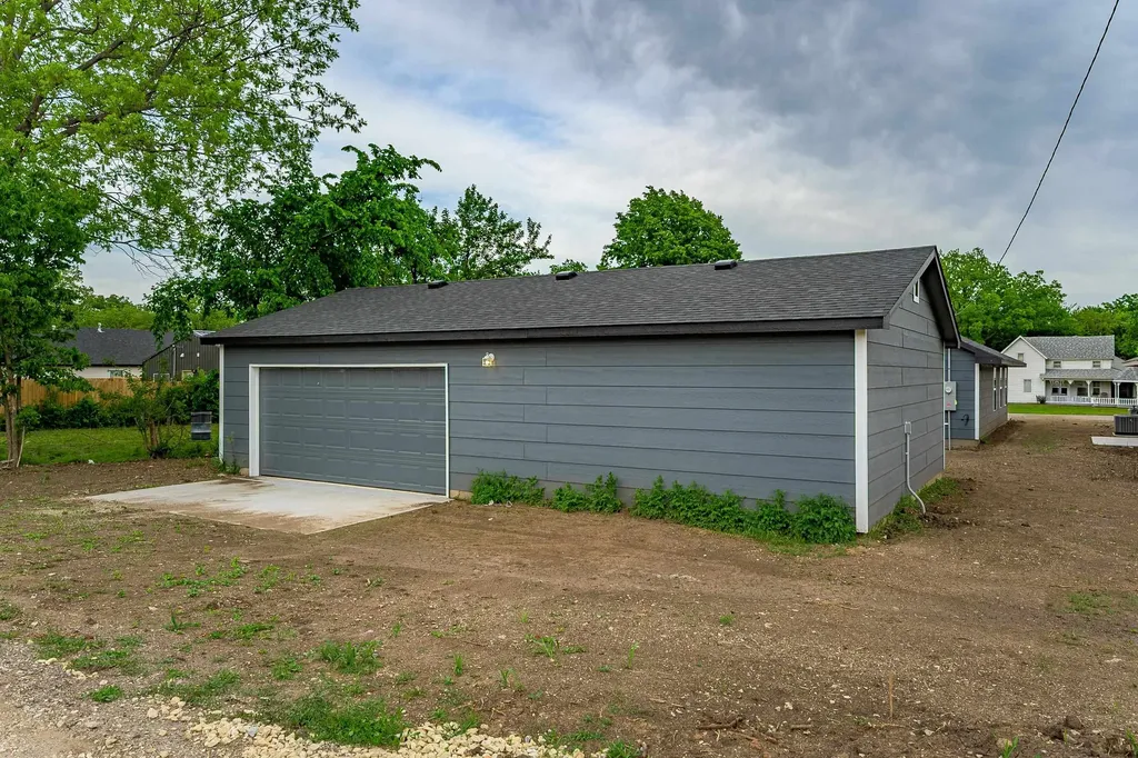703 N Washington Street El Dorado KS 67042