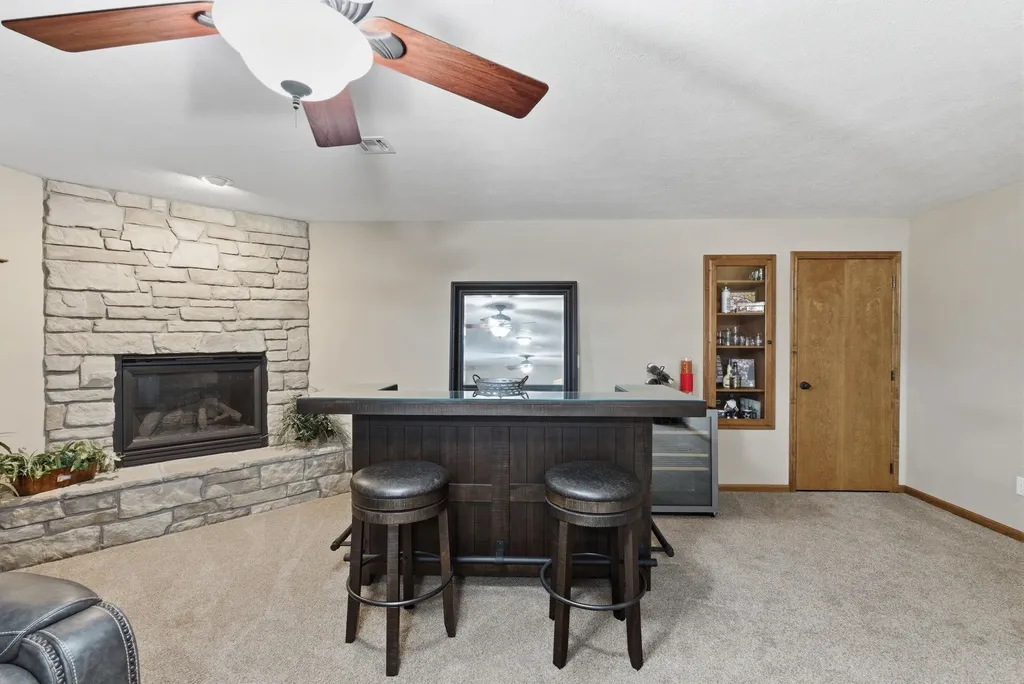 4 Waterbrook Terrace South Hutchinson KS 67505