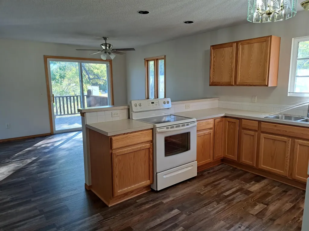 235 W Wood Avenue Clearwater KS 67026