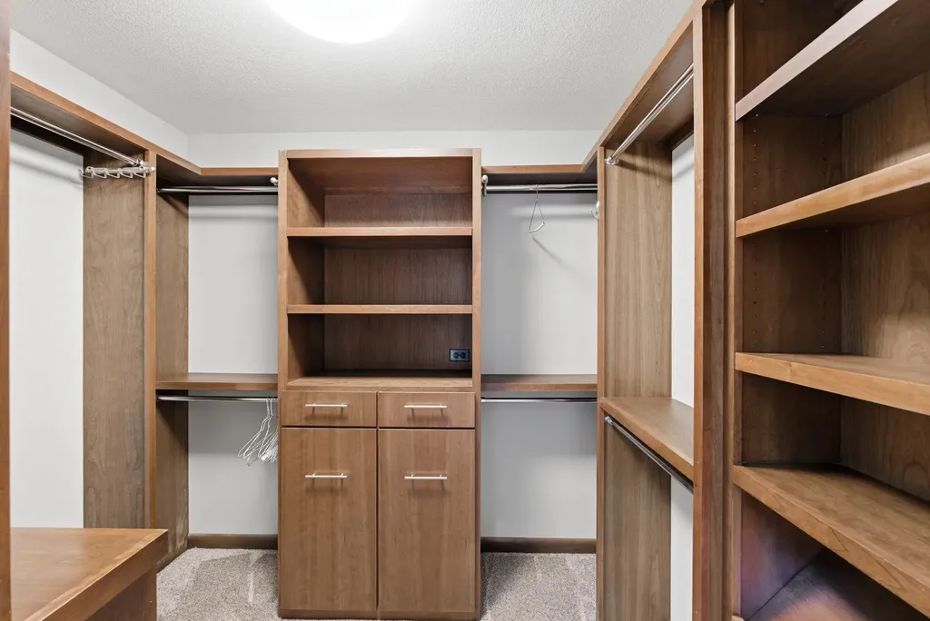 560 N Saint Andrews Wichita KS 67230
