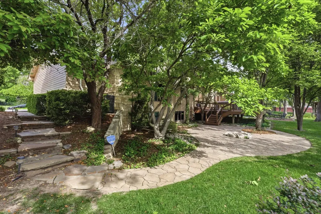 560 N Saint Andrews Wichita KS 67230
