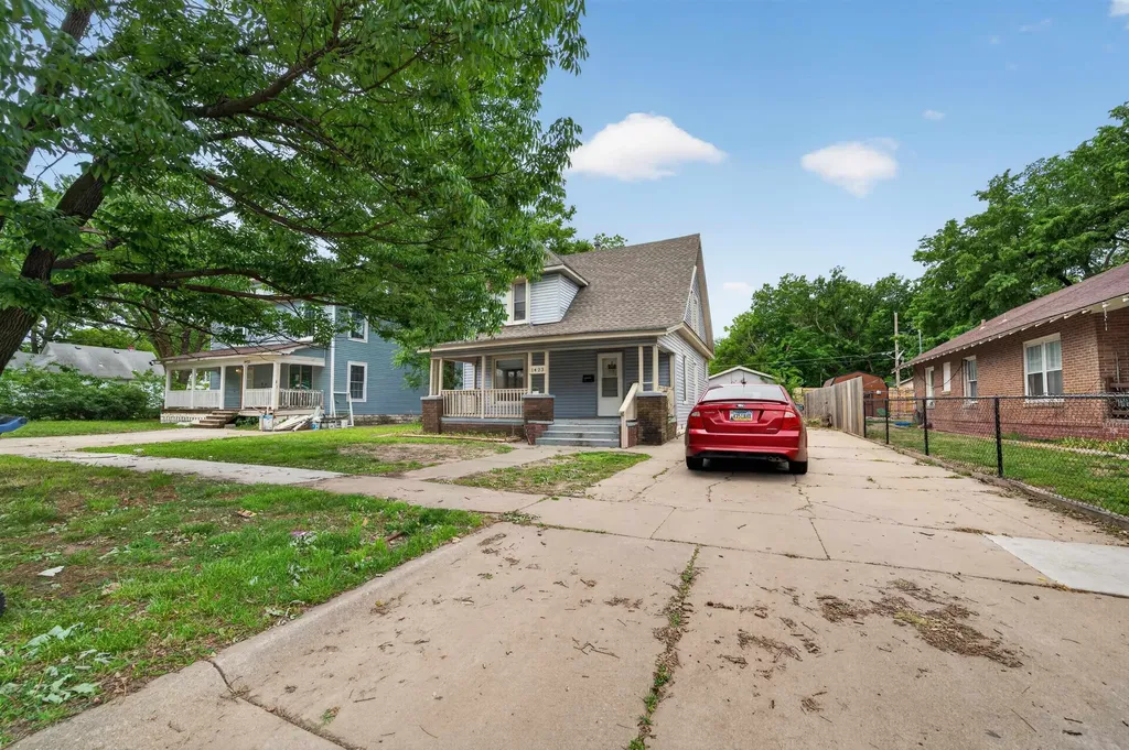 1423 S Market Wichita KS 67211