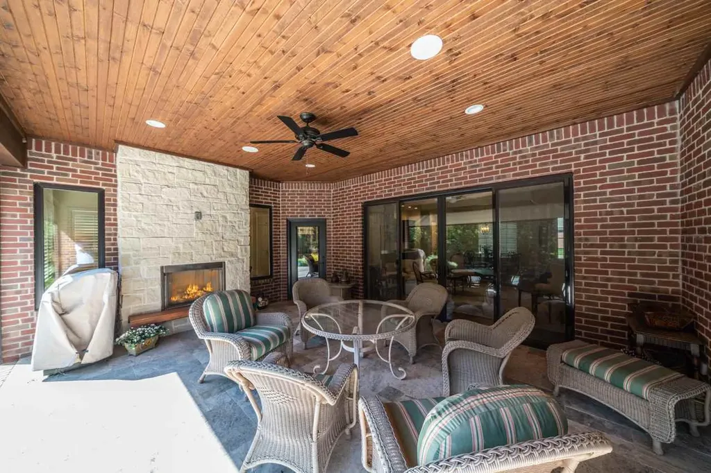 10234 E Summerfield Street Wichita KS 67206