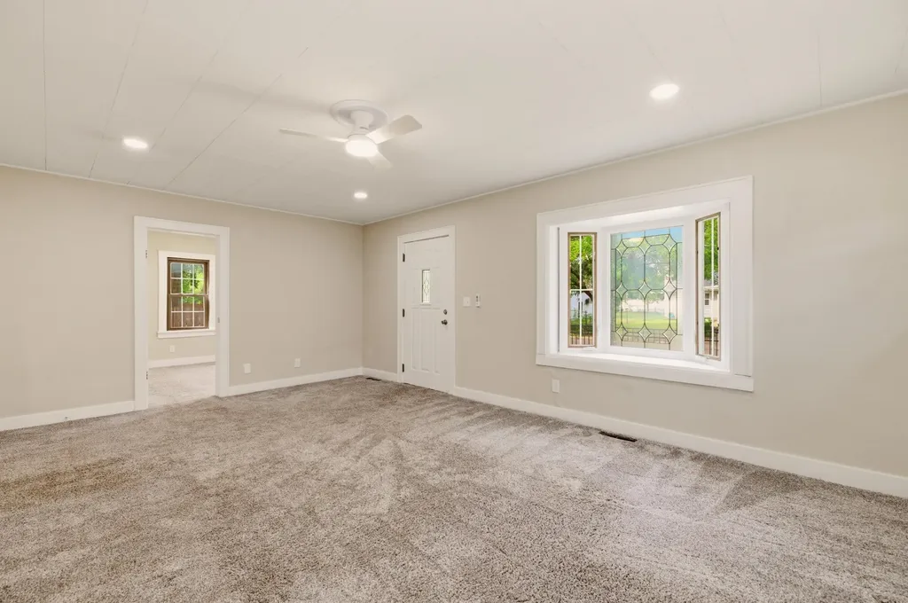 1642 S Mosley Wichita KS 67211
