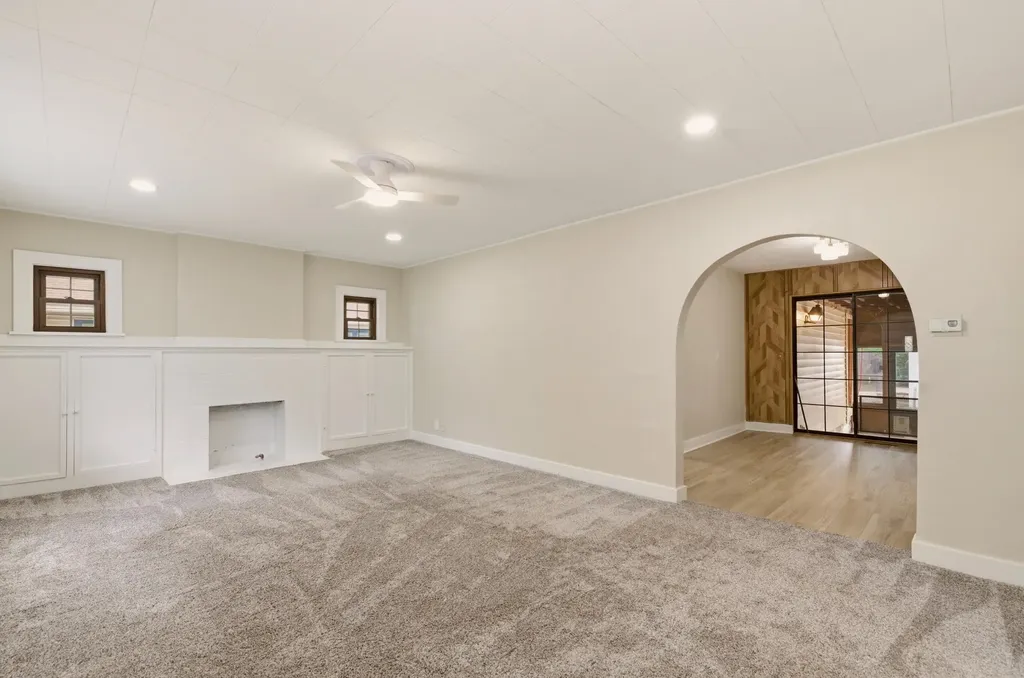 1642 S Mosley Wichita KS 67211