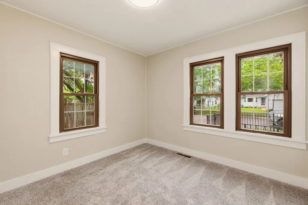 1642 S Mosley Wichita KS 67211