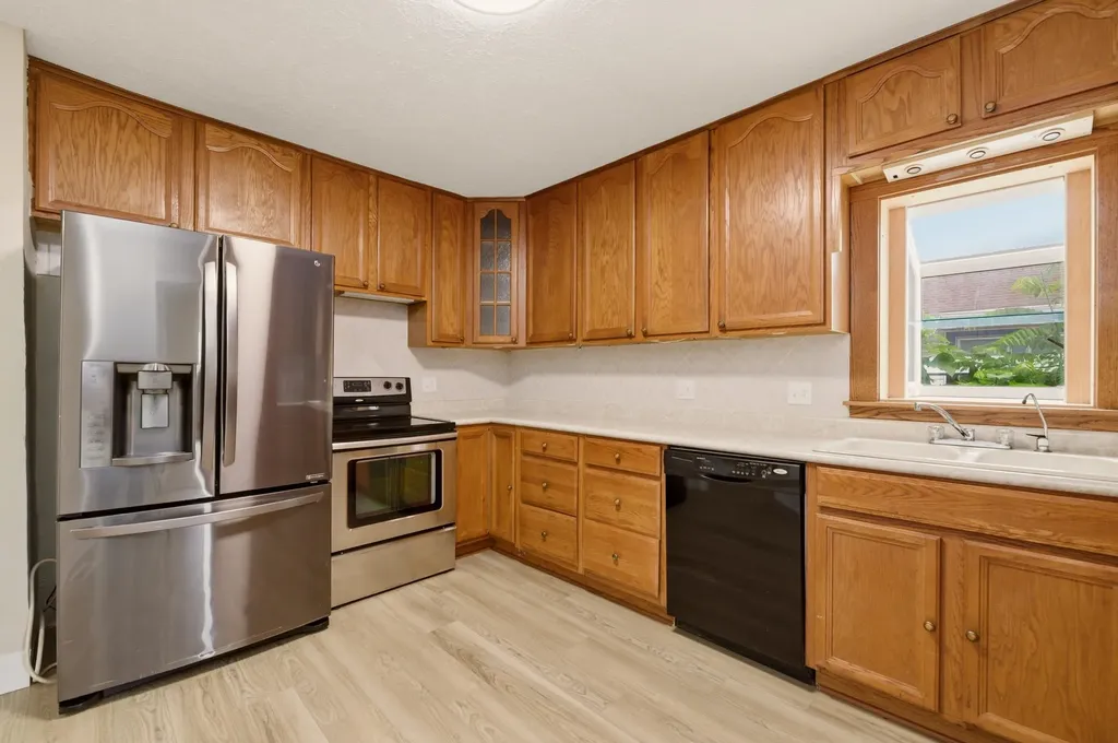 1642 S Mosley Wichita KS 67211