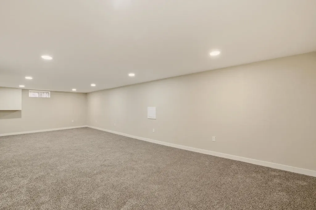 1642 S Mosley Wichita KS 67211