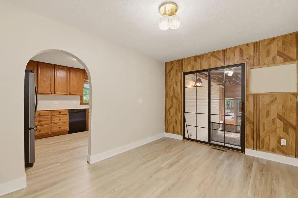 1642 S Mosley Wichita KS 67211